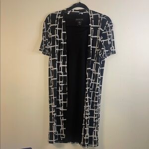 Stella & Julie Black and White Tunic Short Sleeve Size 6
